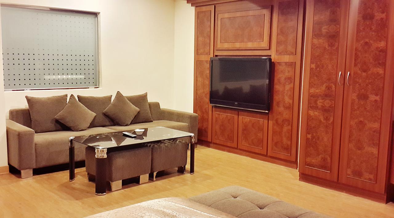 Jing Jing Holiday Hotel Kaohsiung Esterno foto